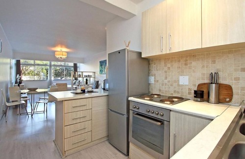 Mouille Point Apartment | Sandringham II