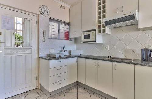 Mouille Point Apartment | Sandringham III