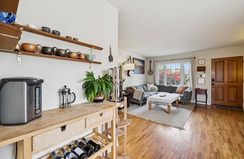 Westside Santa Cruz House | Santa Cruz Beach Bungalow | Walk to Beach | Garden