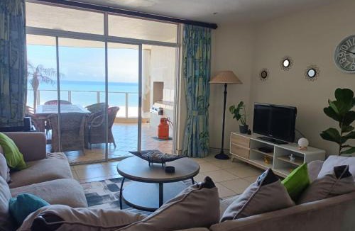 Margate Beach Apartment | Santorini 206B -Margate RSA