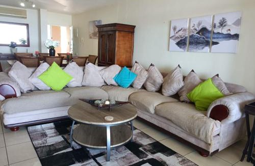Margate Beach Apartment | Santorini 206B -Margate RSA