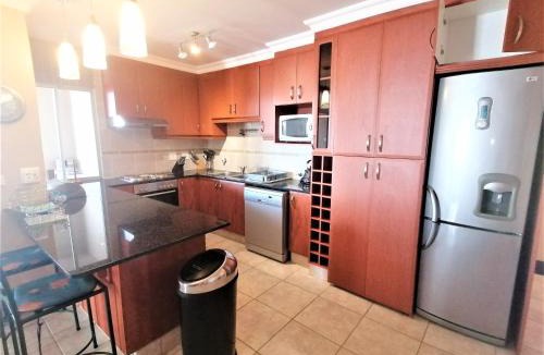 Margate Beach Apartment | Santorini Q
