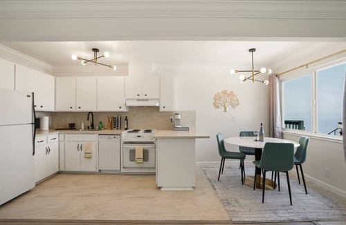 Pacifica Apartment | Scenic 2BR Stay w/Ocean, Mountain & Sunset Views