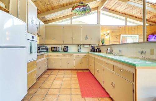 Soda Bay House | Scenic Clear Lake Cabin w/Stunning Views!