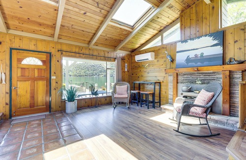 Soda Bay House | Scenic Clear Lake Cabin w/Stunning Views!