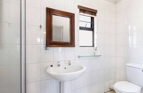 Pretoria House | Schoongezich Guesthouse