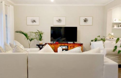 Melkbosstrand House | Sea Breeze Beach Home in Melkbosstrand, Cape Town