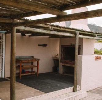 Franskraal House | Sea Cottage on Julia