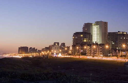 Bloubergstrand Apartment | Sea Facing One Bedroom Apartment
