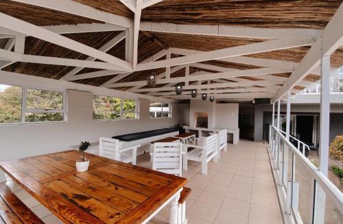 Kenton on Sea Apartment | Sea La Vie, Amblewood Guesthouse