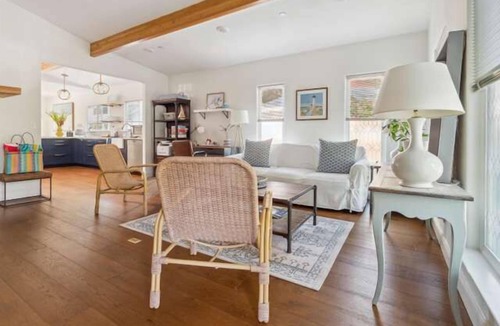 Westside Santa Cruz House | Sea La Vie