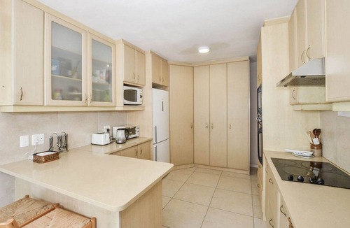Sea Point Apartment | Sea Point Luxury Four Bedroom Apartments