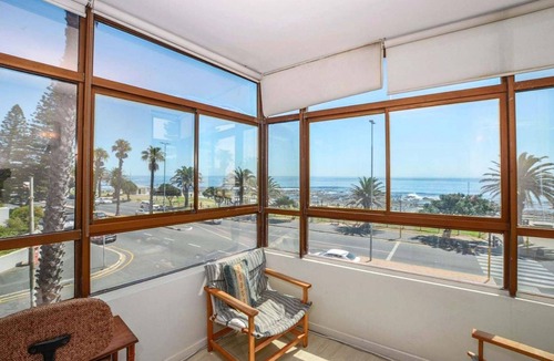 Sea Point Apartment | Sea Point Luxury Four Bedroom Apartments