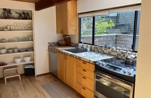 Sea Ranch House | Sea Ranch 2BR timber-frame home with hot tub near Stengel Beach