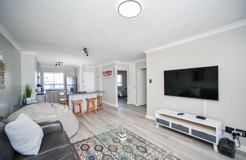 Cape Town Apartment | Sea Spray A204, Blouberg by HMH