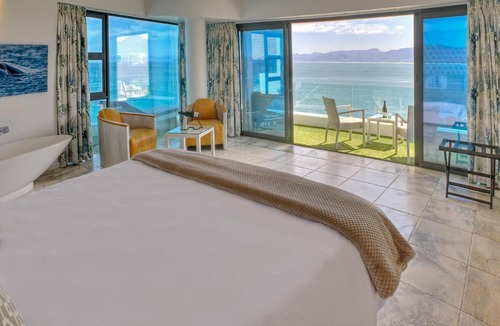 De Kelders House | Sea Star Cliff