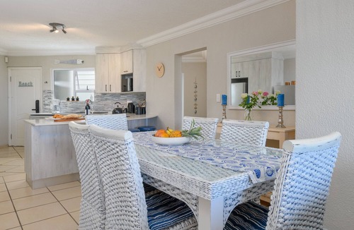 Ramsgate Apartment | Sea View Holiday Apartment. Walk to the Beach. Exclusive use roof-top deck.