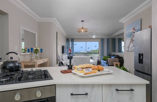 Ramsgate Apartment | Sea View Holiday Apartment. Walk to the Beach. Exclusive use roof-top deck.