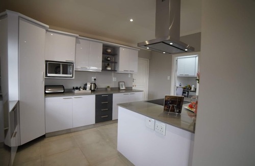 Durban North House | Sea View Holiday Home