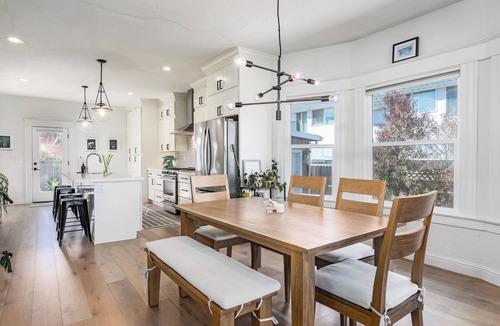 Seabright House | Seabright Oasis - Sunny Deck, 15min walk to Beach & Harbor