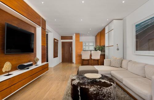 Bantry Bay Apartment | Seacliffe 307