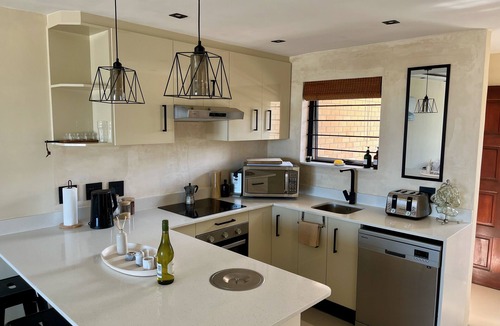 West Beach Apartment | Seacret Whale - Seaview - 1 Bedroom Apartment