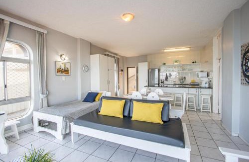 Margate Beach Apartment | Seagull 101