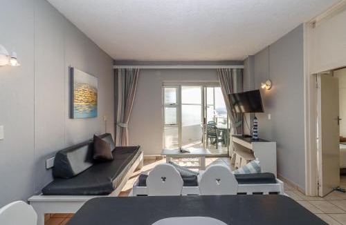 Margate Beach Apartment | Seagull 507