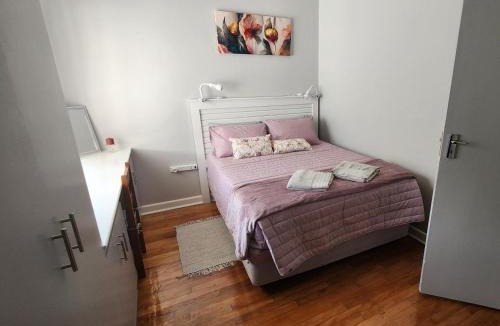 Pollok Beach Apartment | Seahorse Self Catering Holiday Accommodation