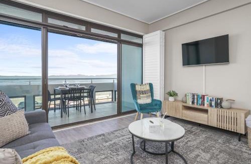 Strand Apartment | Searenity Tides by Host Agents