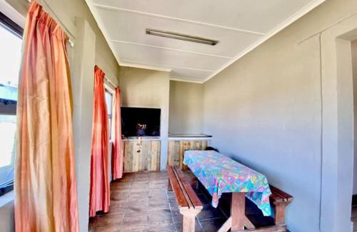 Pearly Beach House | Seaside Haven