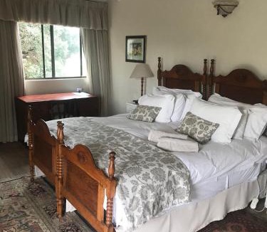 Beacon Bay Bed & Breakfast | Seaview Place Bed and Breakfast