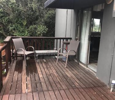 Beacon Bay Bed & Breakfast | Seaview Place Bed and Breakfast