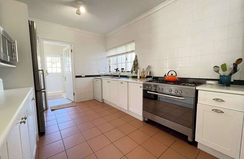Plettenberg Bay Villa | Secret Garden Villa | 3BD w/Pool & Ocean Peek