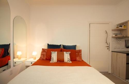 Green Point Apartment | Secure, quiet, studio retreat in Green Point