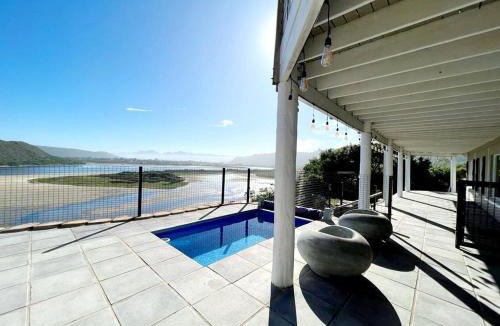 Sedgefield House | See Huis at Sedgefield Lagoon and Beach