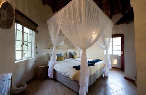Phalaborwa Cabin | Sefapane Lodge and Safaris