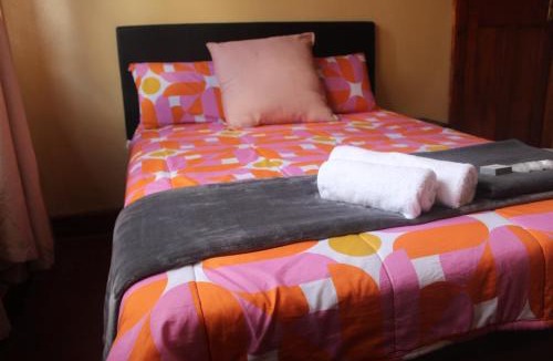Greater Johannesburg Metropolitan Area House | Self-catering rooms Florida