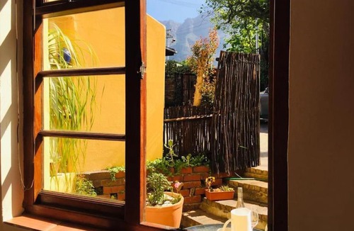Newlands Apartment | Self-contained, secure, well equipped, Wifi, cottage Newlands