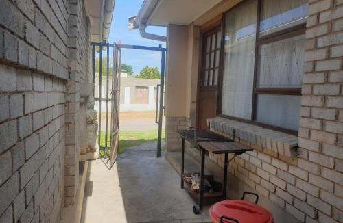 Despatch Apartment | Serendipity self catering one bedroom apartment