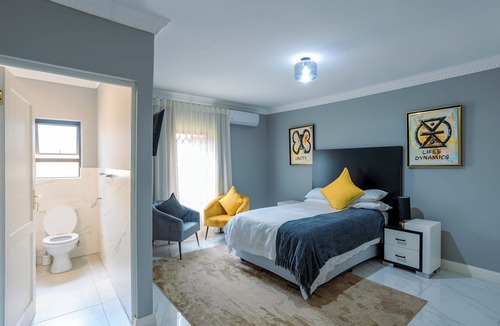 Northcliff Hotel | Serene HOTEL with outdoor pool & inclusive breakfast in tranquil Northcliff.