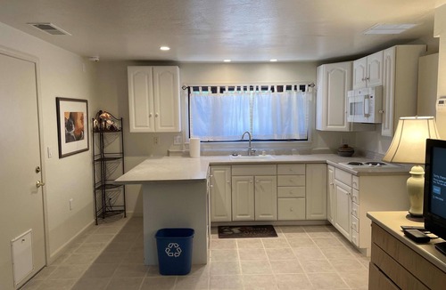 Saratoga House | Serene, private haven - great restaurants, shopping, redwoods, ocean, hiking!