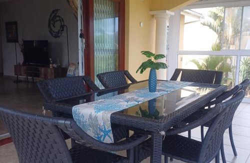 Elysium Apartment | Serenity Ons Huisie by die See