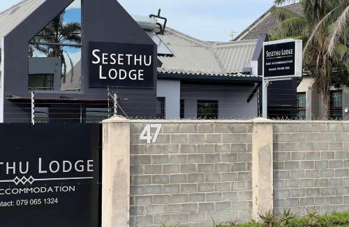 Quigney Beach House | Sesethu Lodge