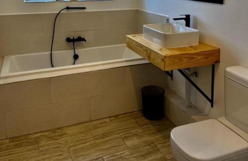 Thabazimbi Bed & Breakfast | Seven Olives Guest Rooms