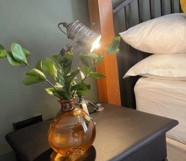 Secunda House | Seven
