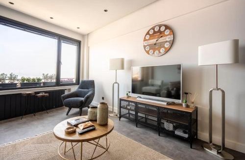 Harbiye Apartment | sevim suites With a sea view in nişantaşı