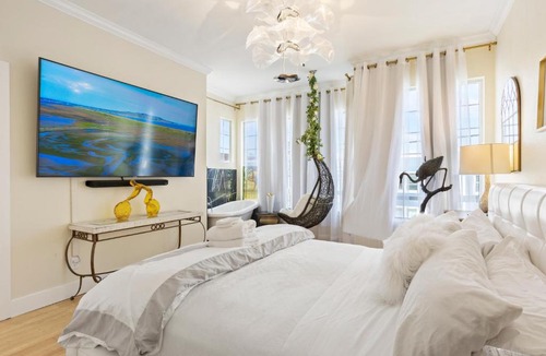 Inner Richmond Apartment | SF Nest by UCSF/GGP, walking score 100%