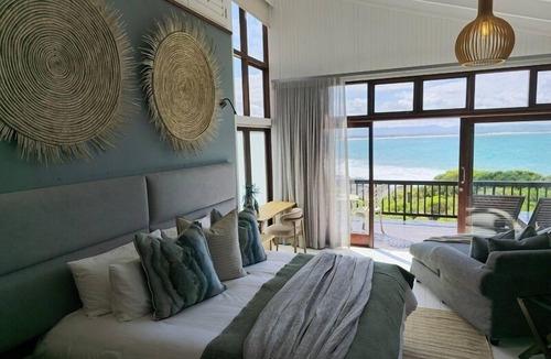 Jeffreys Bay House | Shaloha Guesthouse on Supertubes