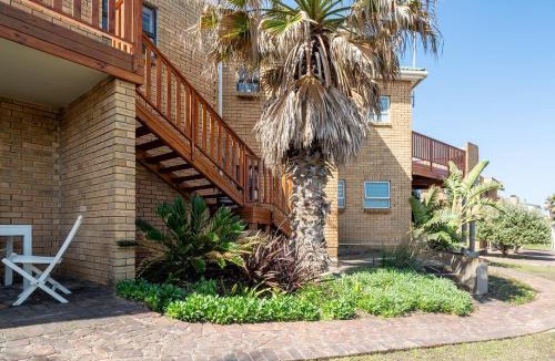 Myoli Beach Apartment | Shearwater Studio Sedgefield